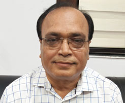 Prof. (Dr.) Dipendra Kumar Sinha, Director and CEO, RIMS